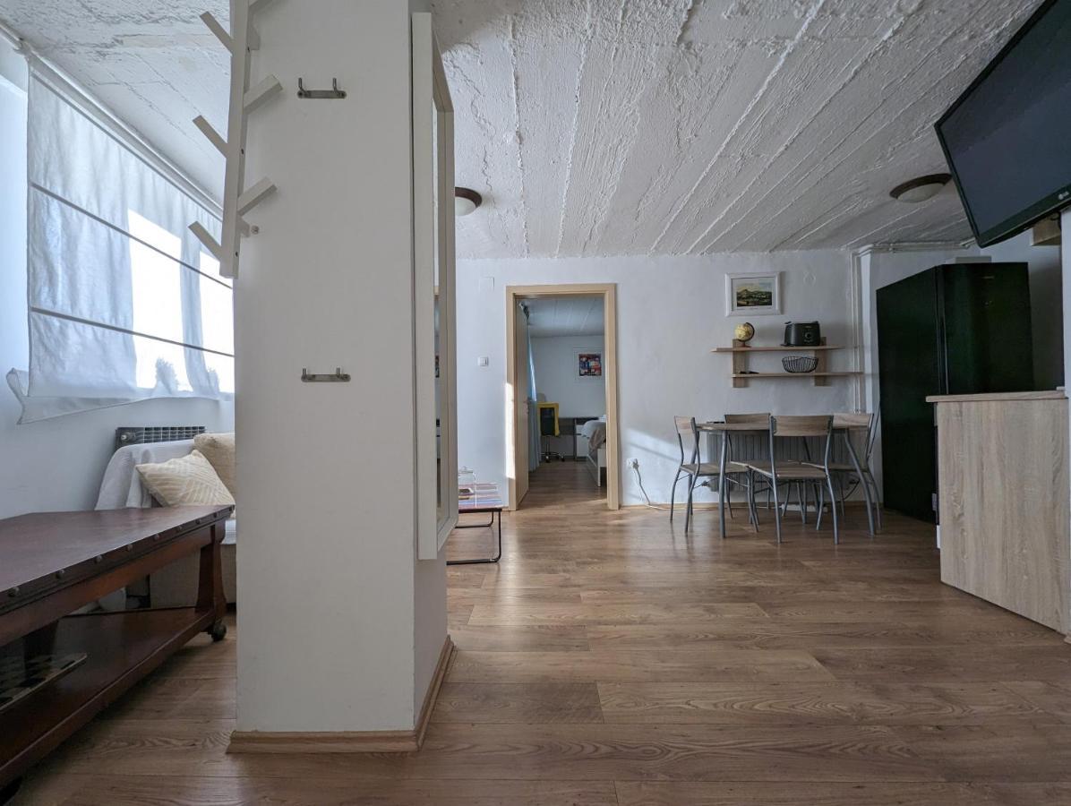 Twin-Magnolias Condo With Garden, Parking & Ev Station Ζάγκρεμπ Εξωτερικό φωτογραφία