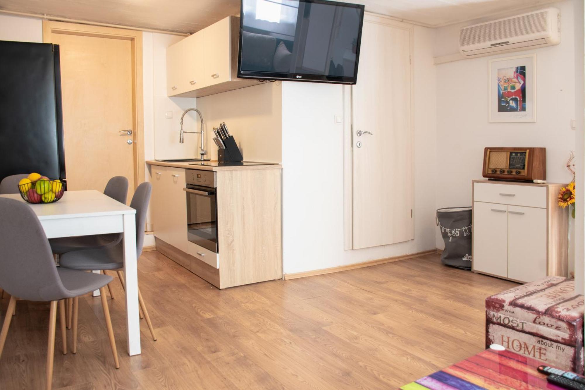 Twin-Magnolias Condo With Garden, Parking & Ev Station Ζάγκρεμπ Εξωτερικό φωτογραφία