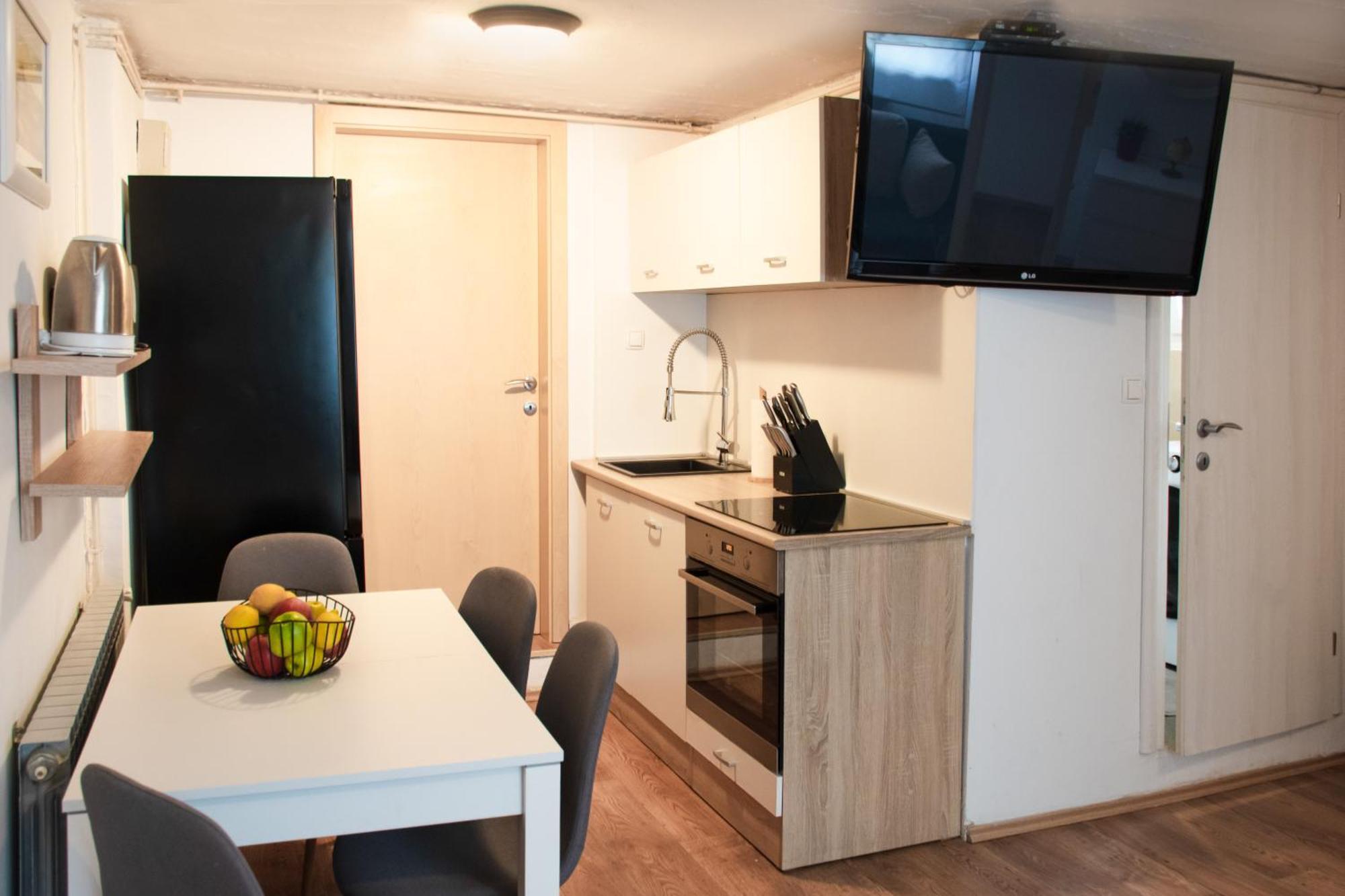 Twin-Magnolias Condo With Garden, Parking & Ev Station Ζάγκρεμπ Εξωτερικό φωτογραφία