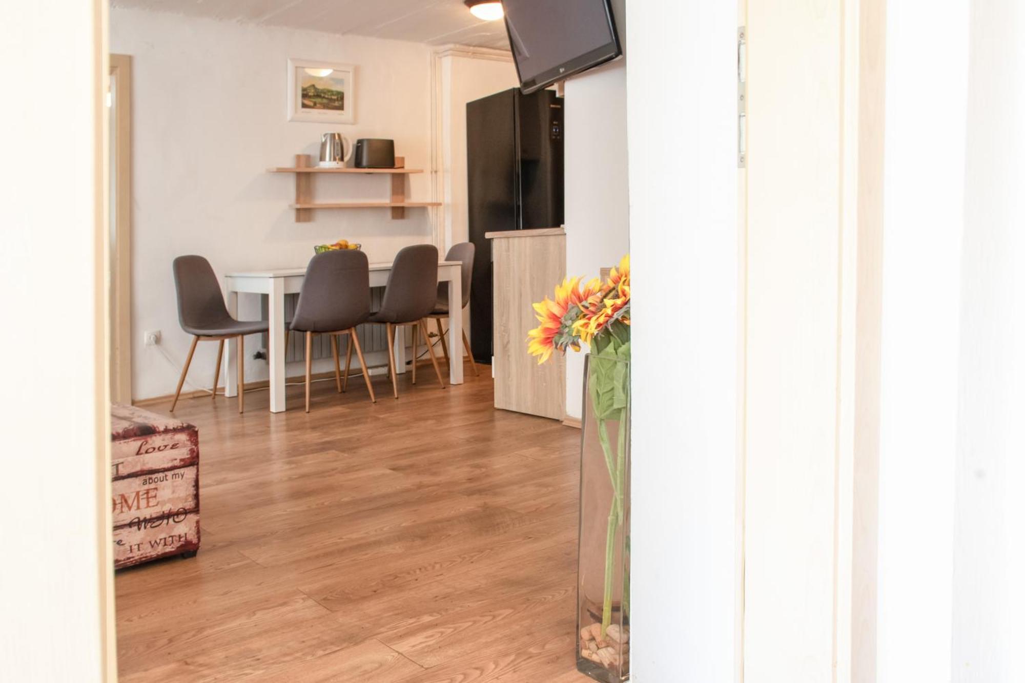 Twin-Magnolias Condo With Garden, Parking & Ev Station Ζάγκρεμπ Εξωτερικό φωτογραφία